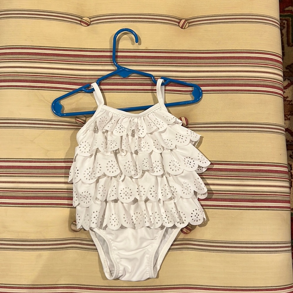 GAP Tiered ruffle bathing suit